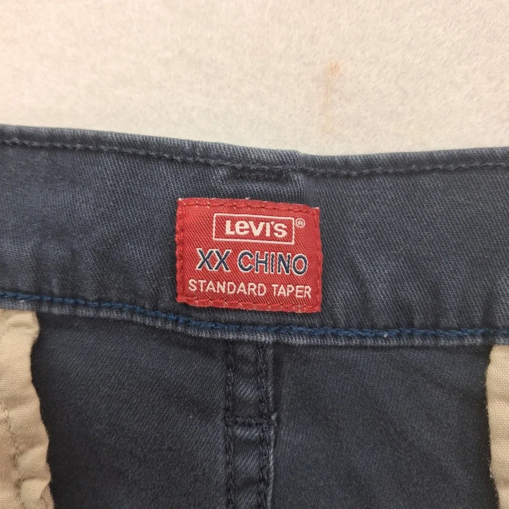 Levi's Pants Mens 33 XX Chino Standard Taper Navy Blue WaterLess EUC
